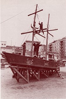 El barco original de la pl. del Barco FOTO: EL DIMONI