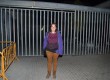Clàudia Ballester Freixas, davant la reixa de la plaça de la Marfà FOTO: JOEL MEDIR i HEREU