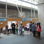 La "festa de la democràcia" al Pavelló de Santa Eugènia de Ter FOTO: EL DIMONI