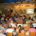 Imatge de la presentació a Can Ninetes del llibre dels Romero Garganta, a la Festa Major 2015 FOTO: EL DIMONI