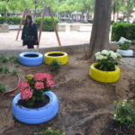 Flors a la plaça del Barco de Santa Eugènia de Ter FOTO: JOEL MEDIR i HEREU