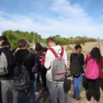 Una imatge de la visita de l'INS Santa Eugènia a les dunes d'Empúries FOTO: ELS MIL i PICO
