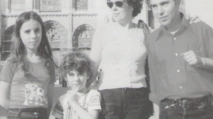 La família Marquès-Henry a Chartres el 1974 FOTO: ARXIU