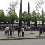 “No menyspreeu la força de la societat catalana”. Pavelló de Santa Eugènia de Ter, l'1-O, abans de les 9 del matí FOTO: ELDIMONI.COM