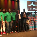 L'associació Oudiodial rep el guardó Premi 3 de Març com a entitat per la seva col·laboració en la vida social i les activitats a la vila de Salt FOTO: @ViladeSalt