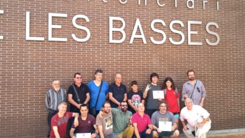 Foto de família del torneig ‘Tramuntana’ del Centre Penitenciari Puig de les Basses FOTO: CLUB D'ESCACS FIGUERES