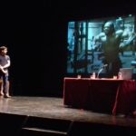 Una imatge de l'acte en el Teatre Reparada Domènech (una mestra del barri) del Centre cívic de Sant Narcís FOTO: JOAQUIM BOHIGAS i MOLLERA