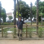 Martí Carreras, a la plaça de l'Assumpció del seu barri, el de Sant Narcís FOTO: JOEL MEDIR