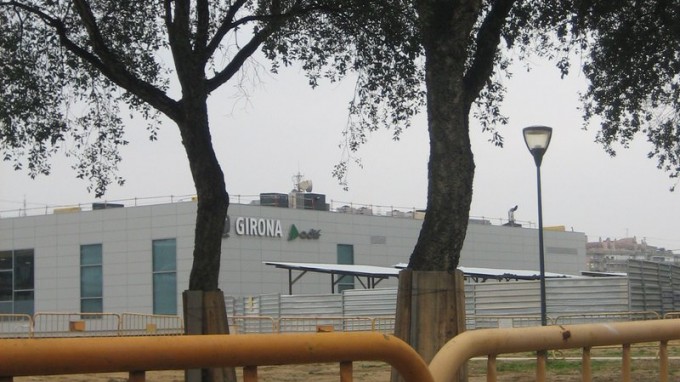 El c. Bisbe Sivilla, afectat per les obres del TAV, just abans de les obres de reposició, que assumeix l'Ajuntament de Girona FOTO: J. FERRER